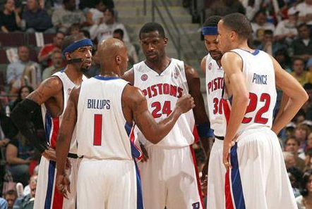 器型中场被 器型中场被