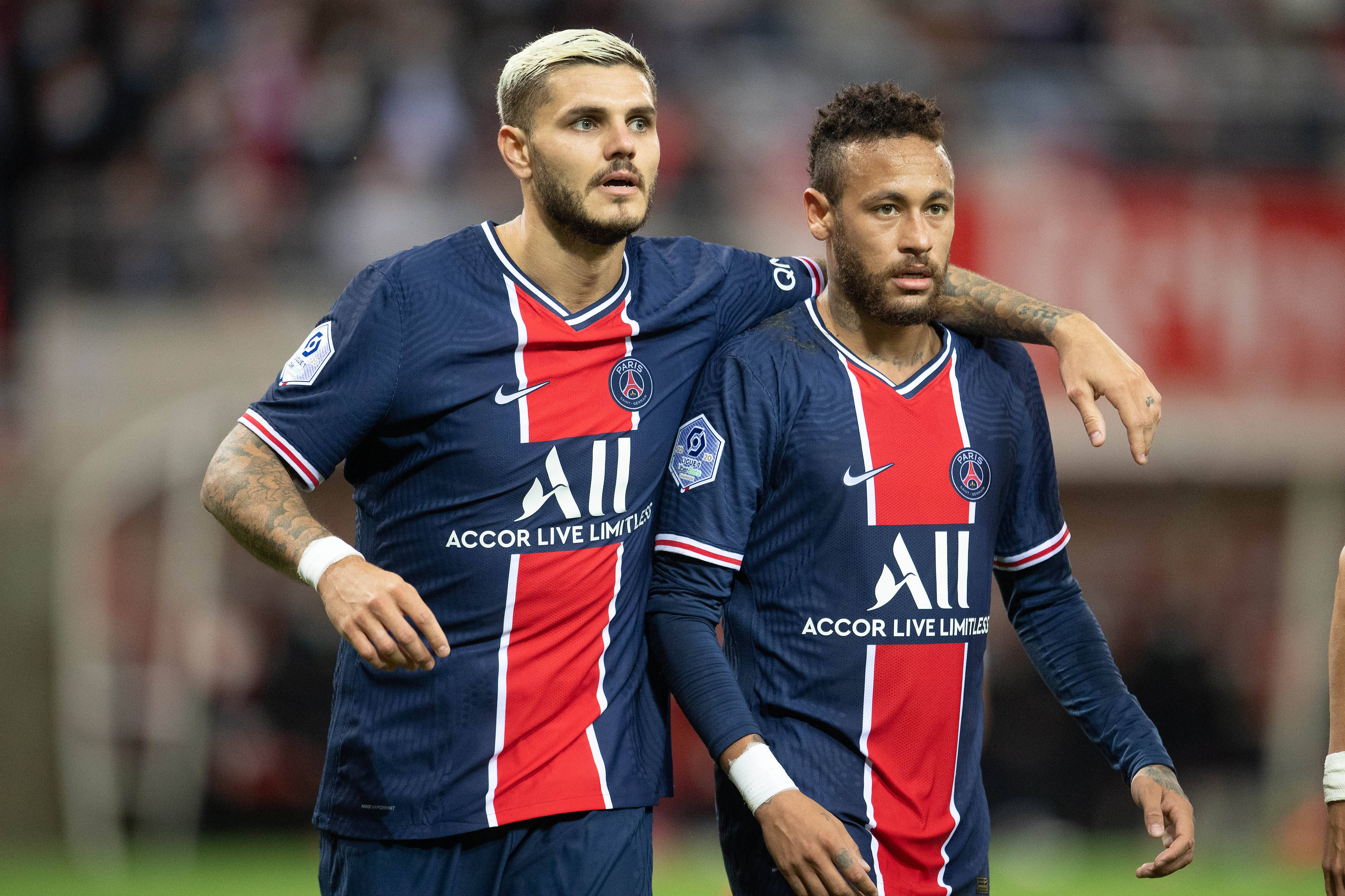 边路进攻写 边路进攻写